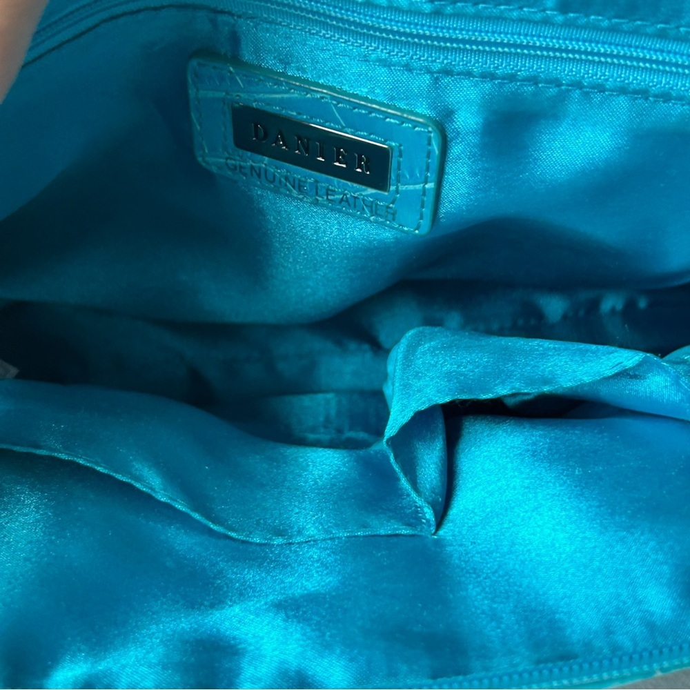 Danier Leather handbag - Picture 4 of 5